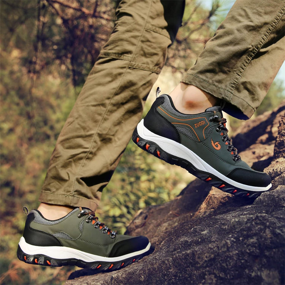 "Waterdichte outdoor heren wandelschoenen met stevige grip, ademend en duurzaam synthetisch leer voor elke ondergrond."