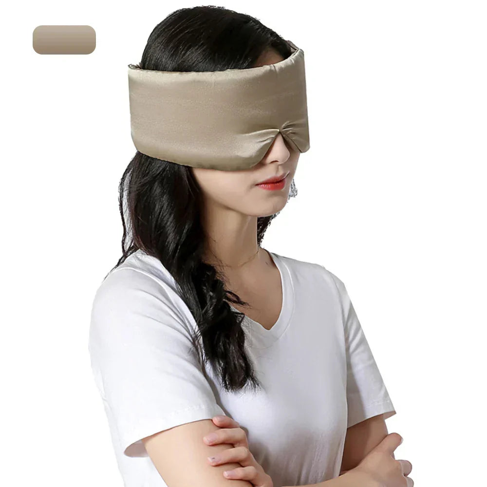 "Zacht mulberry zijde slaapmasker, luxe comfort, blokkeert licht effectief, verstelbare band, ideaal voor vrouwen."
