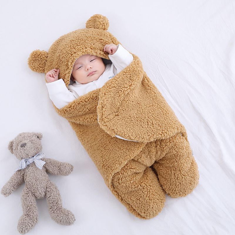 Zachte katoenen babywikkeldoek met schattig design, ademend en comfortabel, ideaal voor pasgeborenen en jonge baby's.