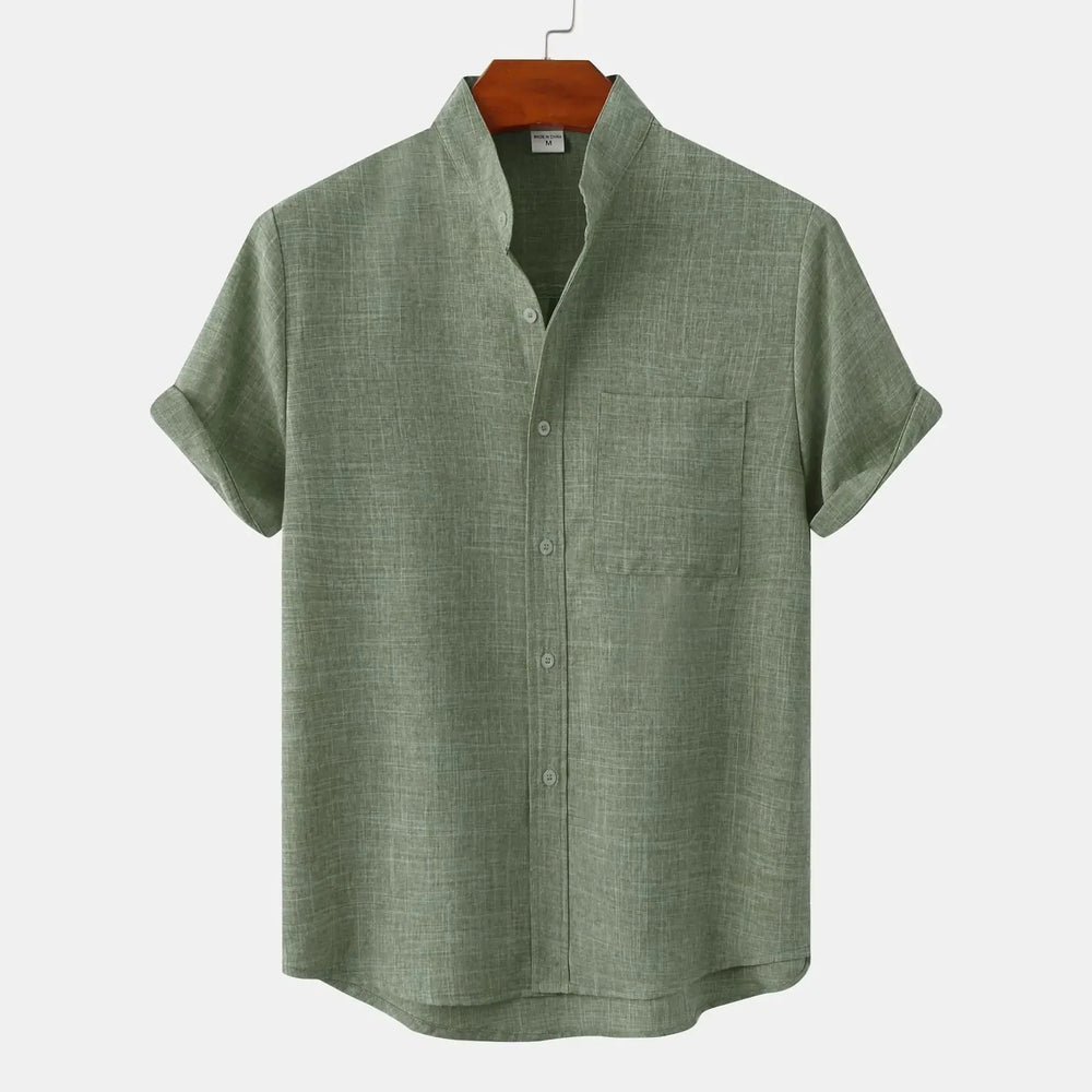 Groen heren zomer shirt, korte mouw, regular fit met opstaande kraag. Modieus en ideaal voor warme dagen.