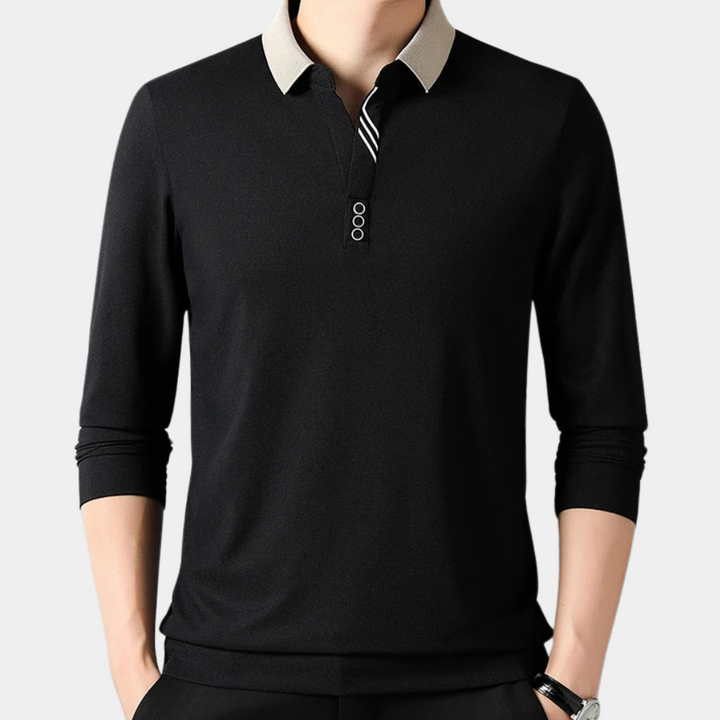 "Zwarte herenpolo met korte mouwen, elegante pasvorm, klassieke polohals, veelzijdig voor zomer casual wear."